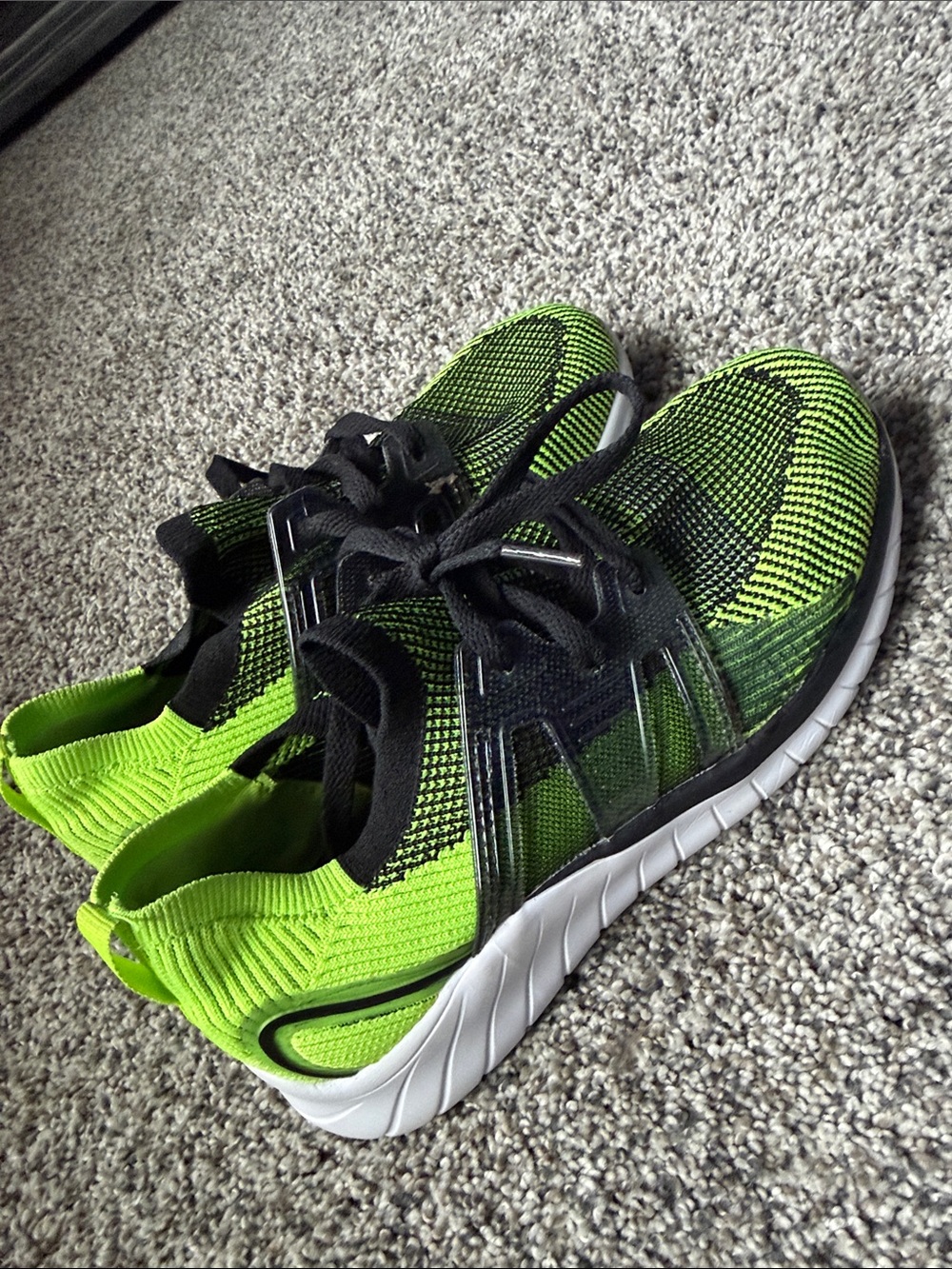 Like new Athletic Works Neon Green and Black Kids Sneaker size 4